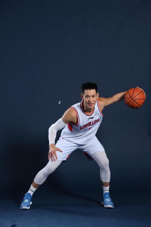 191cm？林书豪身高引发网友热烈讨论