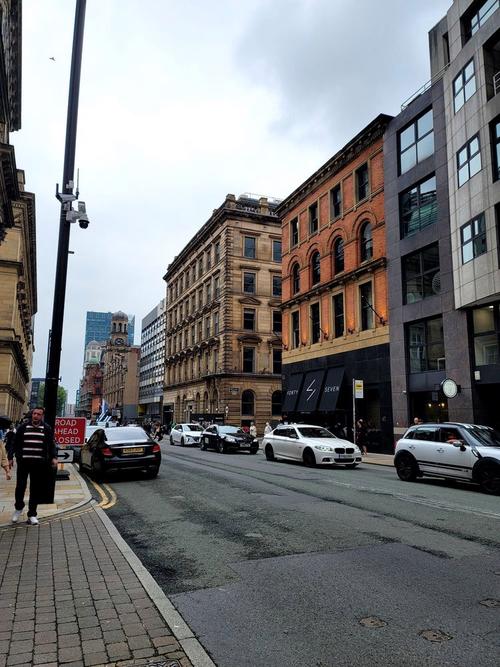 曼彻斯特在哪个国家?揭秘英国曼彻斯特的独特之处