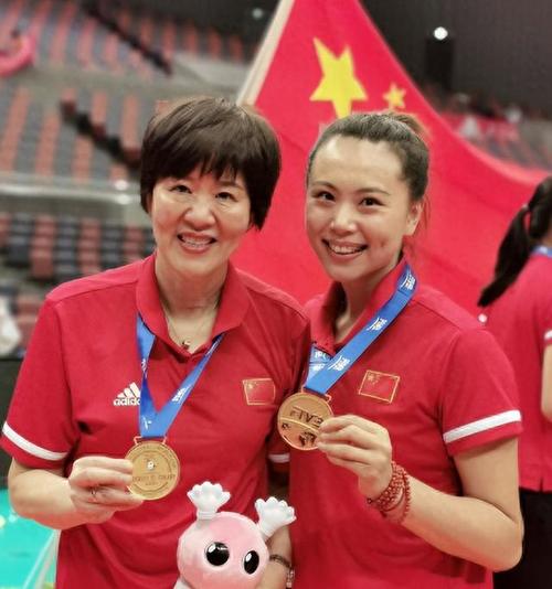 郎平为何不用曾春蕾？揭秘曾春蕾落选国家队原因