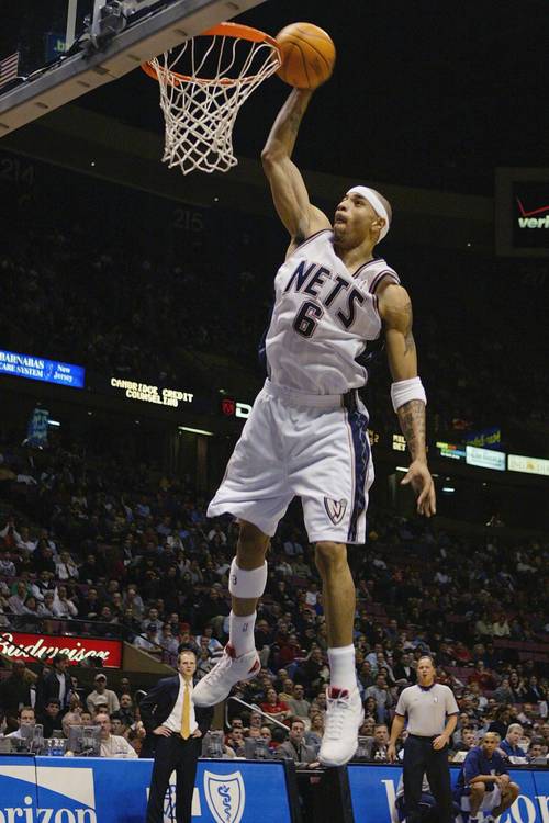 肯扬马丁是谁？NBA状元秀的传奇之路与争议事件