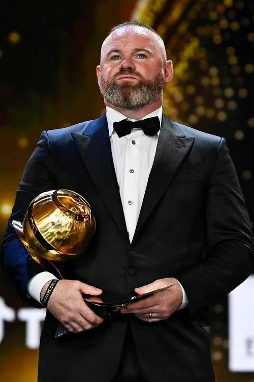 鲁尼算不算超级巨星?球迷眼中他究竟有多伟大?