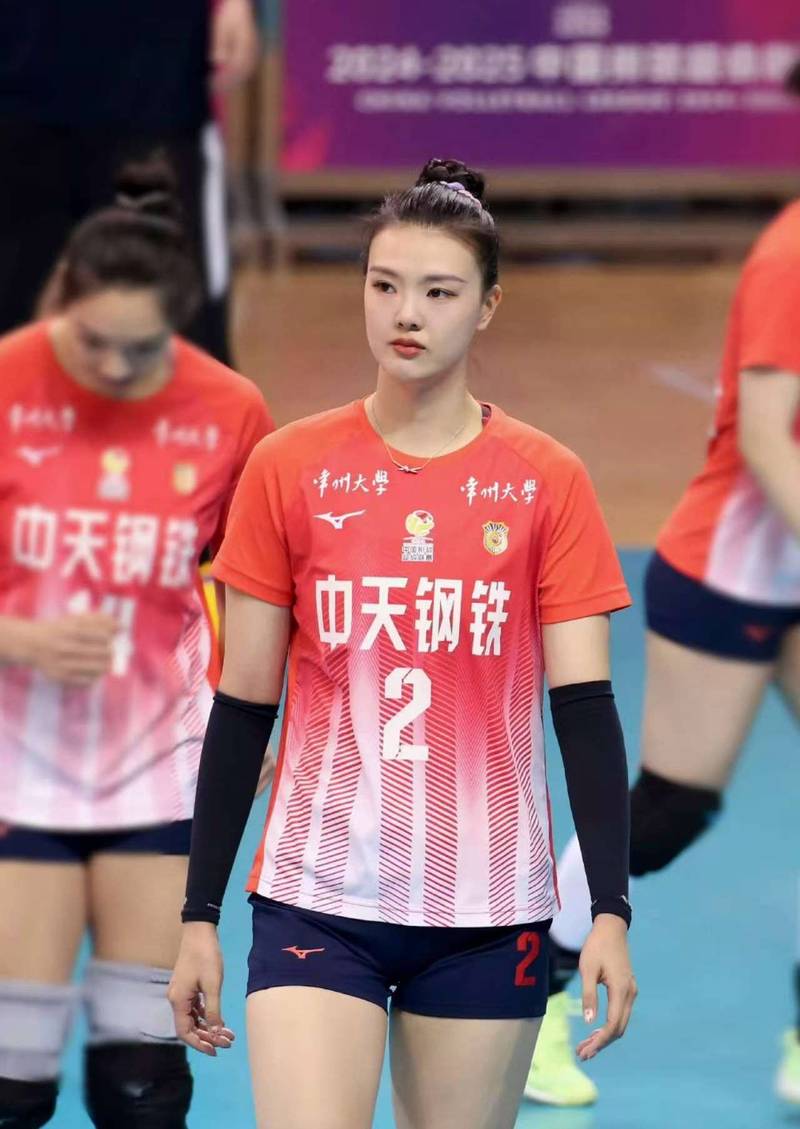 那些退役的女排队员现状如何？她们的近况你了解吗？