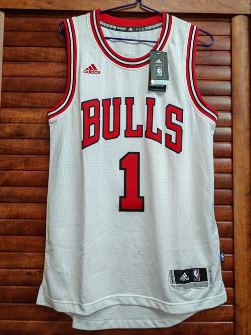 公牛队1号球衣:罗斯的时代与永不磨灭的记忆