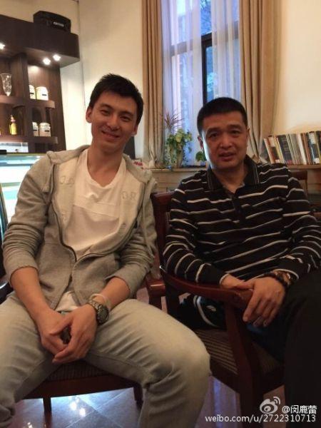 揭秘闵鹿蕾的家庭生活：他的妻子是谁？他们过得怎么样？