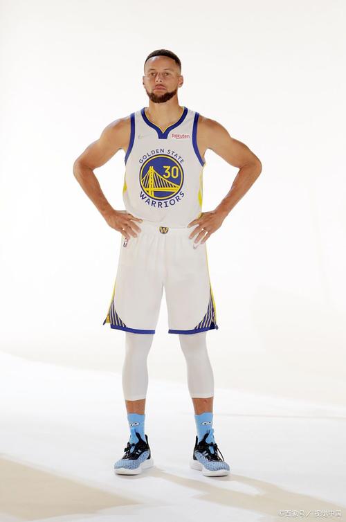 揭秘NBA库里身高：1米91的他如何统治赛场