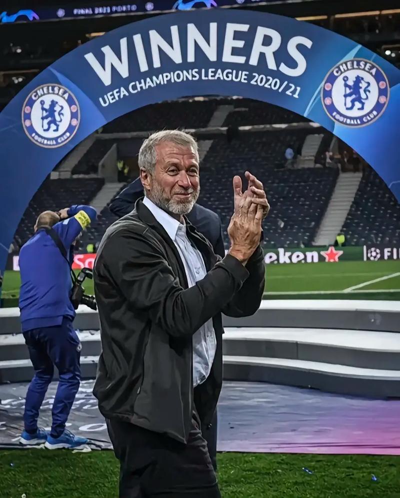 切尔西阿布的国籍究竟是哪里?深度解析其背景