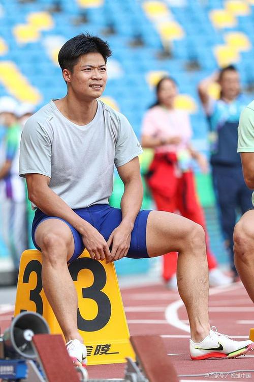 刘翔巅峰对决苏炳添：他能跑赢亚洲飞人吗？