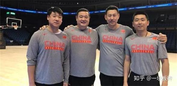 胡雪峰现在是什么职位？他最近的工作和生活