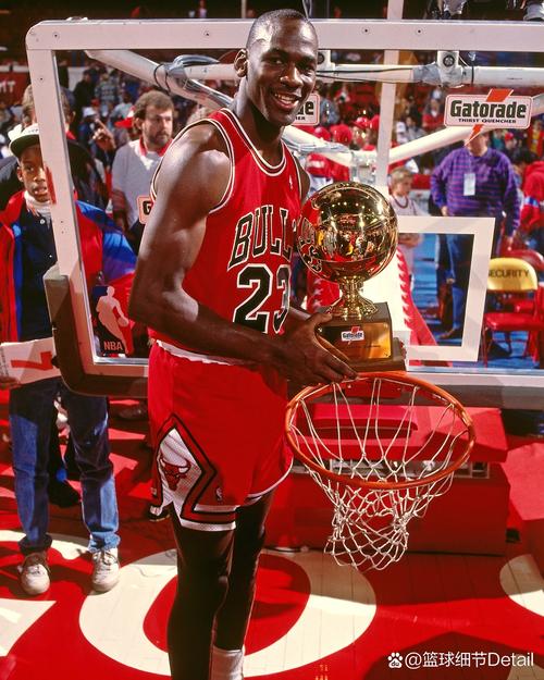 篮球巨星迈克尔乔丹身高是多少?深度解读其辉煌成就