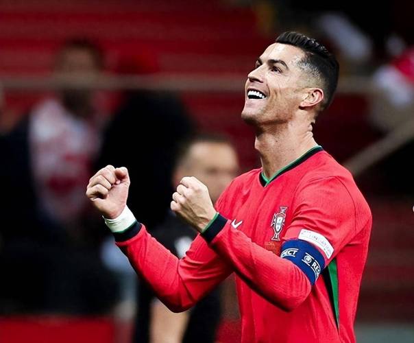葡萄牙足球队长是谁？C罗依然是葡萄牙队魂！