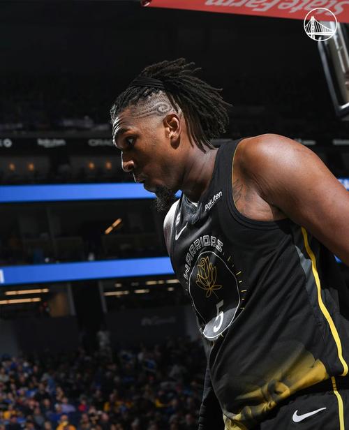 鲁尼算不算超级巨星?球迷眼中他究竟有多伟大?