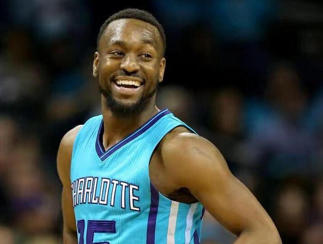 肯巴沃克多高？揭秘NBA球星真实身高，你不知道的秘密！