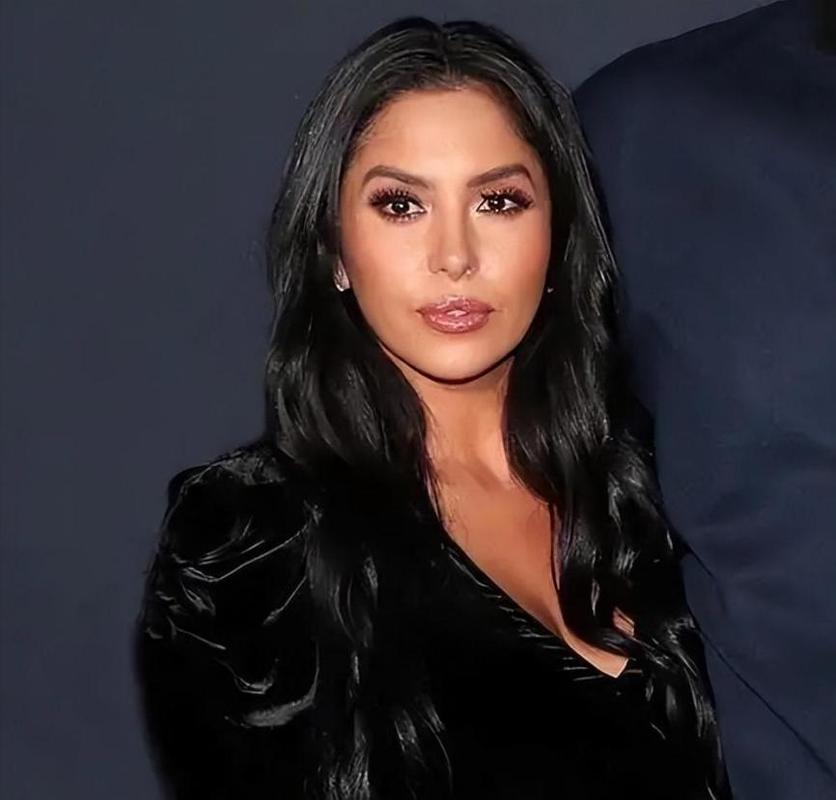 瓦妮莎身材有多火辣?科比妻子胸围引猜测