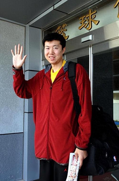 王治郅今年几岁？传奇球星喜获麟儿！