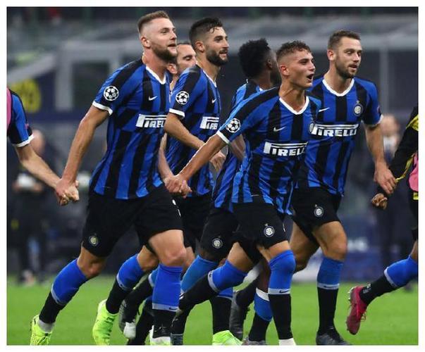 那不勒斯与国际米兰巅峰对决：焦点战役，你更看好谁？