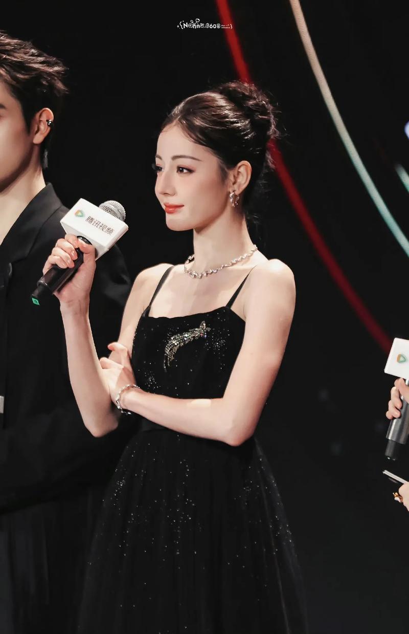 迪丽热巴道歉视频曝光了？点击量破纪录实况！