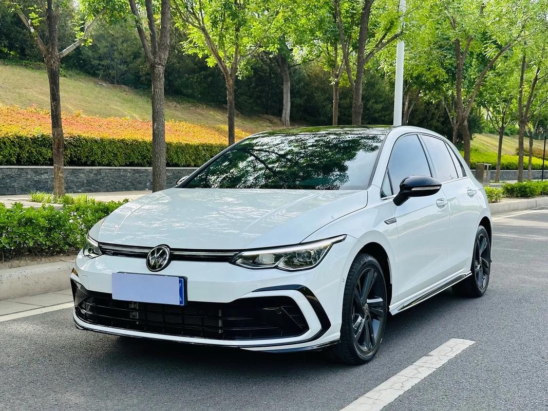 高尔夫8代对比老款车型?(区别在哪里是否升级)