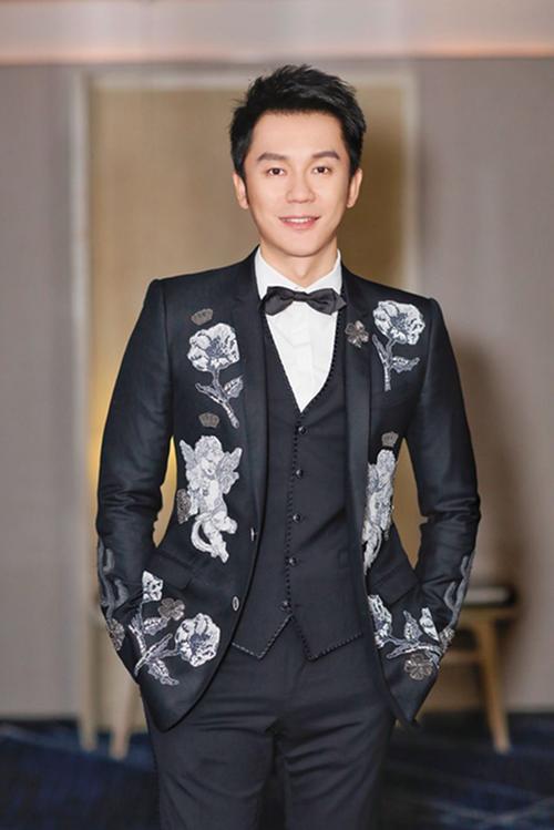 北大奇才李晨简历有啥亮点？这4点成就震惊众人