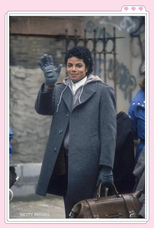 迈克尔杰克逊身高对比其他歌手谁更高?