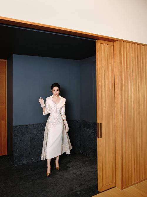 北京人在纽约刘亦菲口碑好吗?(行家点评助你决策!)