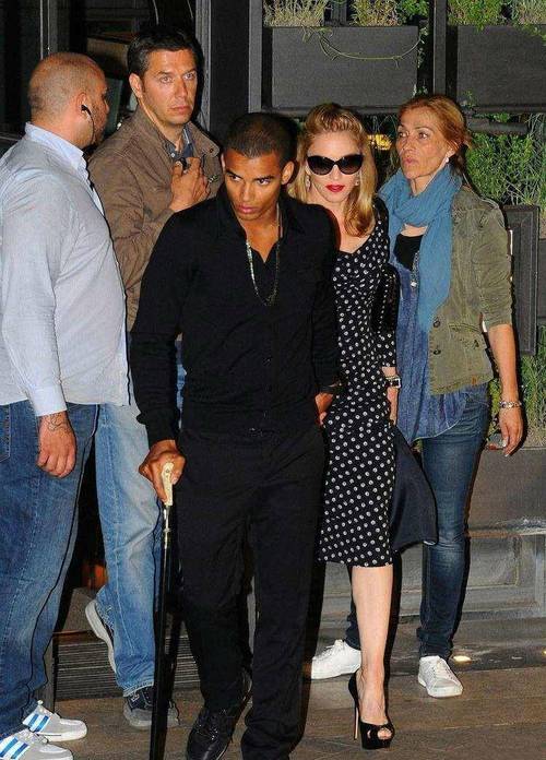 陈奕迅麦当娜私下关系如何？圈内好友爆料真相