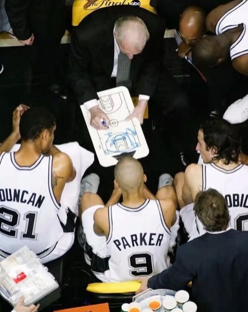 邓肯因笑被罚场球迷怎么看?(各方反应全集合辑)