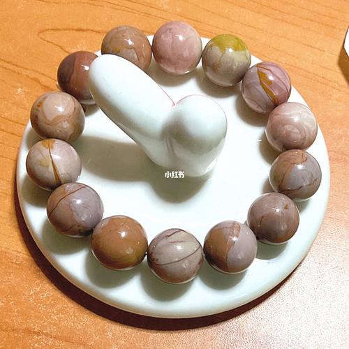 阿拉善玛瑙值多少钱(行内人解析价格行情)