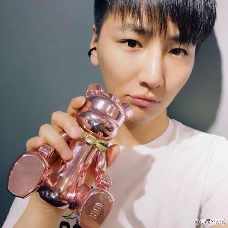 袁野微博粉丝多吗？揭秘真实粉丝互动技巧！