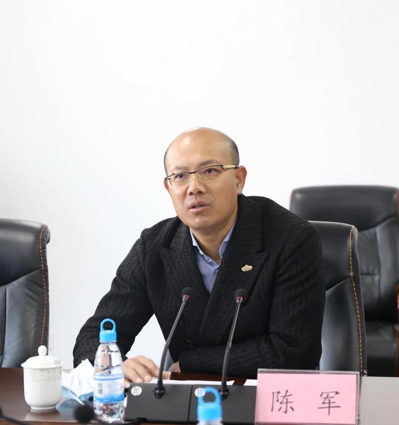 绿地陈军照片有什么影响？(职场人士解读启示)