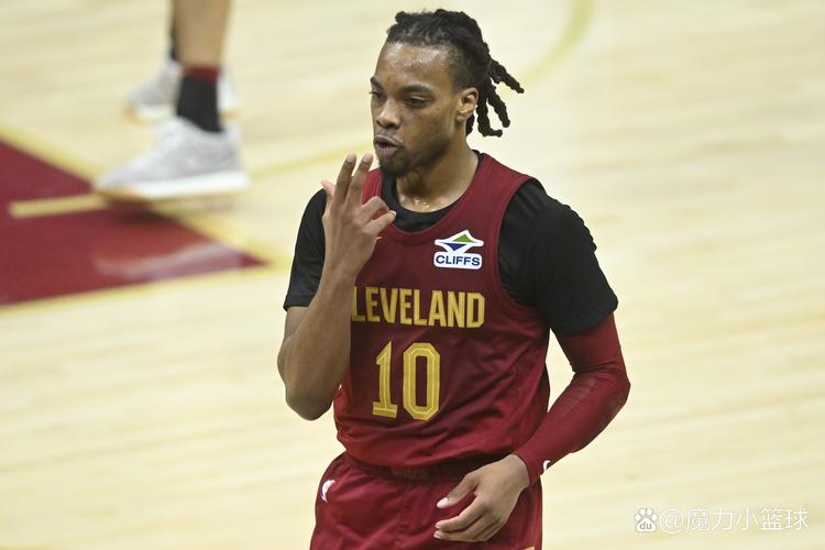 骑士对勇士胜负预测（专家解析数据大揭秘！）