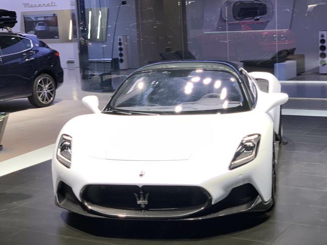 真马撞上玛莎拉蒂真实教训？(看专家5点避坑指南)