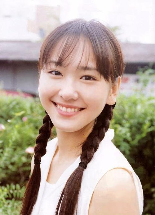 新垣结衣是怎么火的(一篇文章轻松读懂真相)