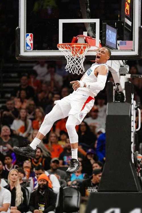 维斯布鲁克十佳球值得收藏吗？盘点生涯最炸裂扣篮时刻