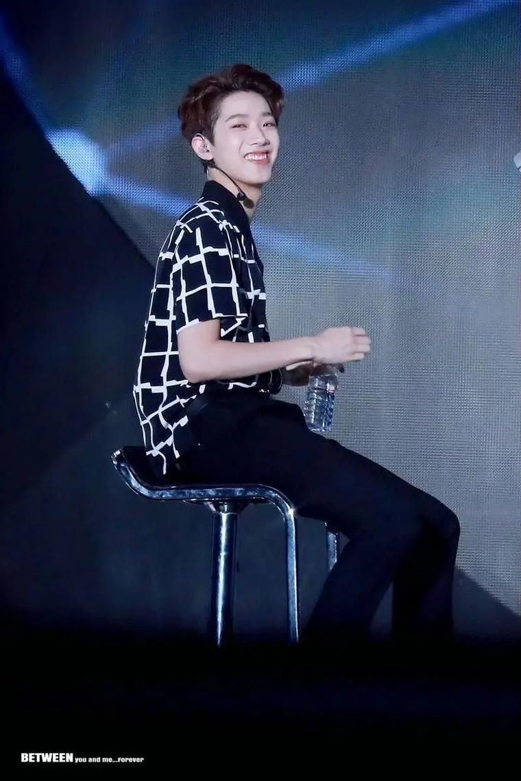 赖冠霖手写信道歉粉丝们什么态度?粉丝力挺支持到底