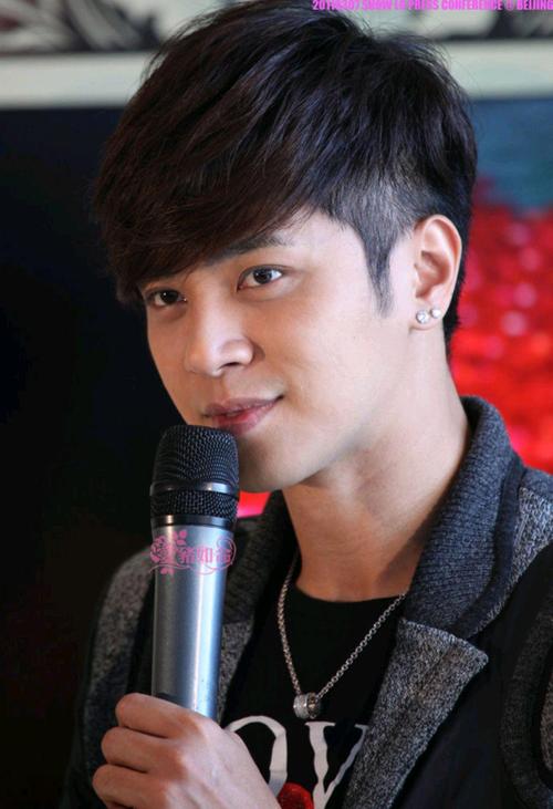 罗志祥化妆师一个月收入多少？揭秘艺人化妆师真实待遇