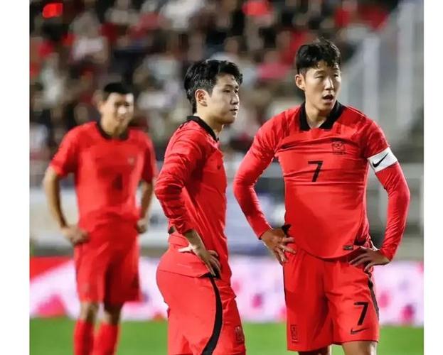 中国男足vs韩国男足球星实力对比？这些球员表现更出色！