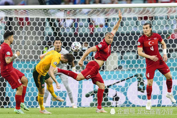 直播瑞士VS土耳其比分预测谁会赢？专家实时分析结果！