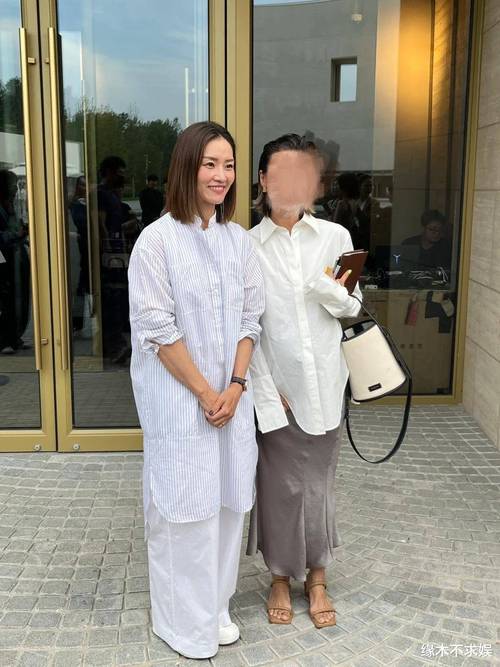 李娜姜山生活曝光？揭秘日常甜蜜点滴细节！