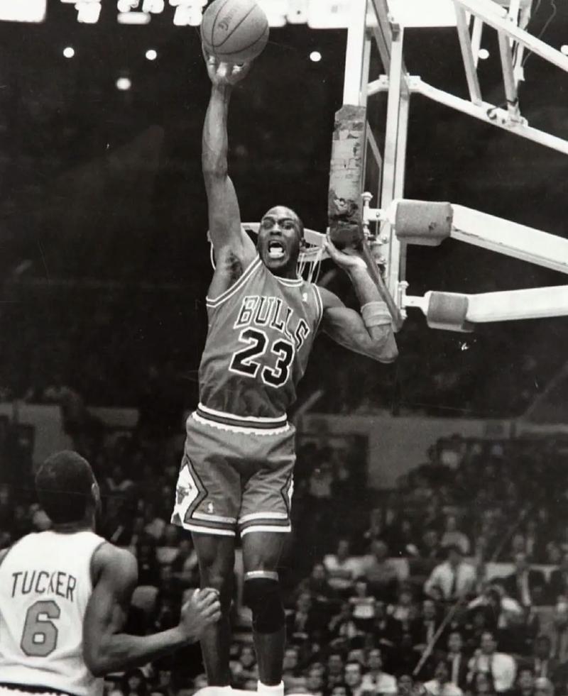 乔丹投篮动作怎么练习？(3个秘密让你命中率飙升)