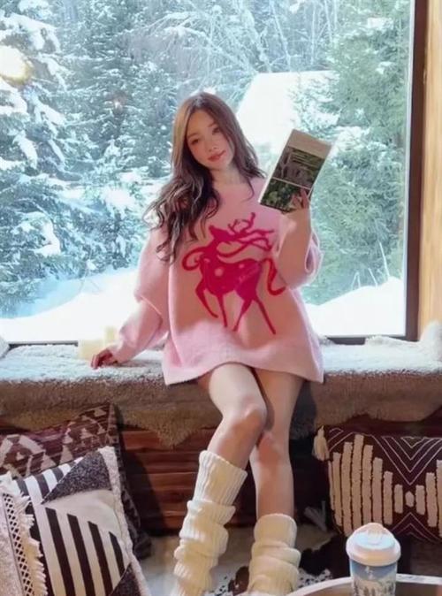 李小璐晒甜馨练舞蹲马步视频引热议，网友真实评价汇总！