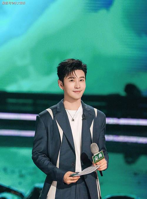 黄晓明身高为何总被议论？(娱乐圈内幕爆料大揭秘！)