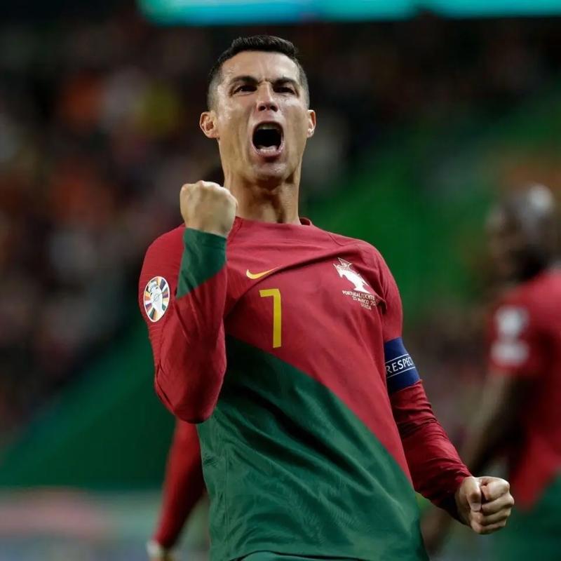 C罗欧冠头球怎么练？冠军球员教你这套训练法