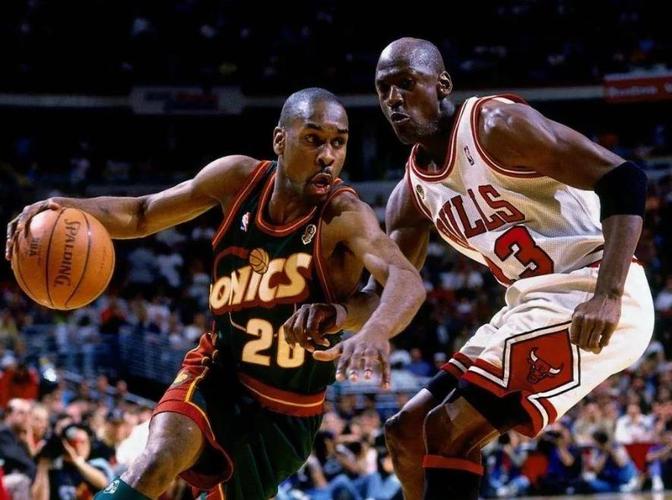 加里佩顿历史地位如何？控卫排名争议挺大