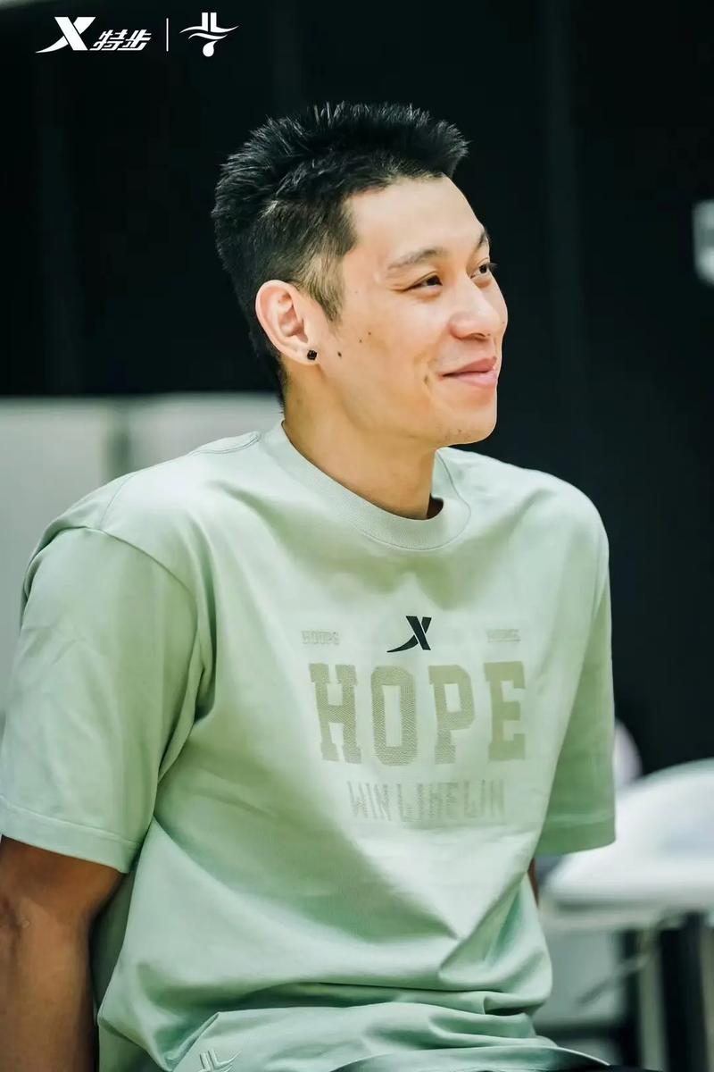 林书豪十佳球哪个镜头最帅？网友最爱这记暴扣