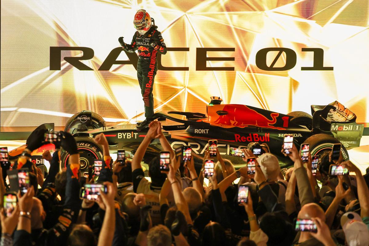 维斯塔潘首夺f1年度总冠军意义何在?(解读F1新时代的里程碑)