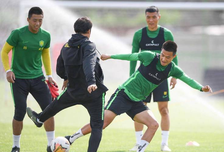 张希哲为什么这么拼？背后故事感动球迷！