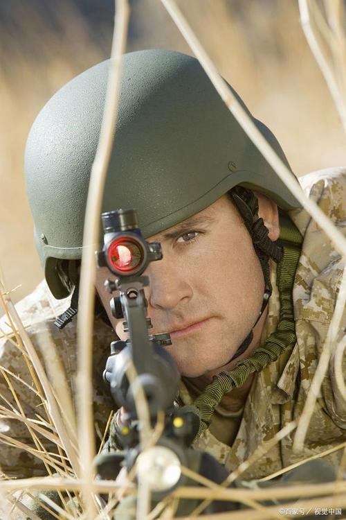 为什么不能击杀伞兵？人道主义立场讲解(国际公约明令禁止)！