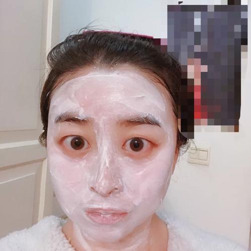 度娘刘冬素颜如何保持？日常护肤只需做对三件事