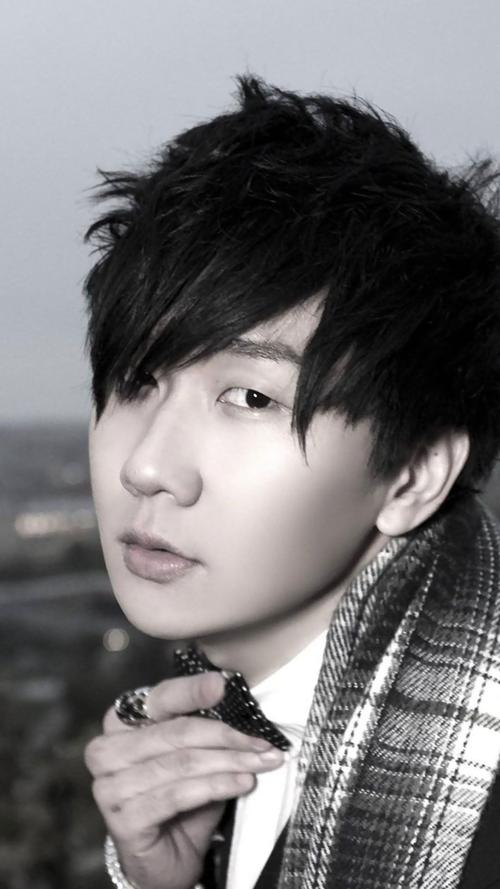 林俊杰冰恋图片是真的吗(真相大揭秘网络传言)