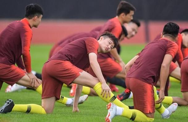 张修维足球生涯转折点：从低谷到爆发的逆转故事！